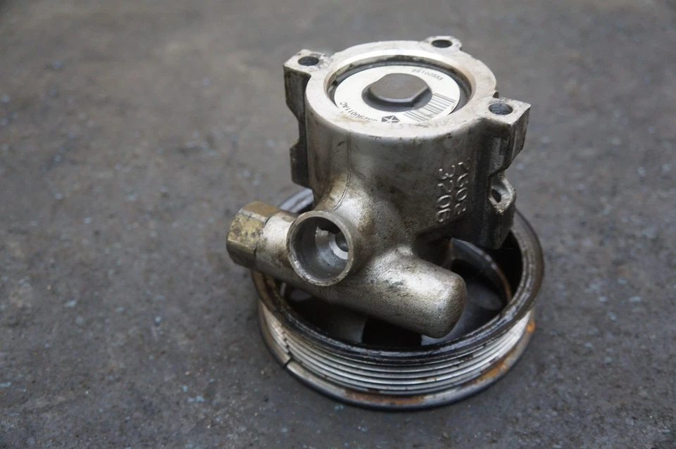 Bomba y polea de dirección asistida Dodge Viper Srt10 2003-06 Ram Srt10 2005-06 *NOTA* Foto 3 de 4