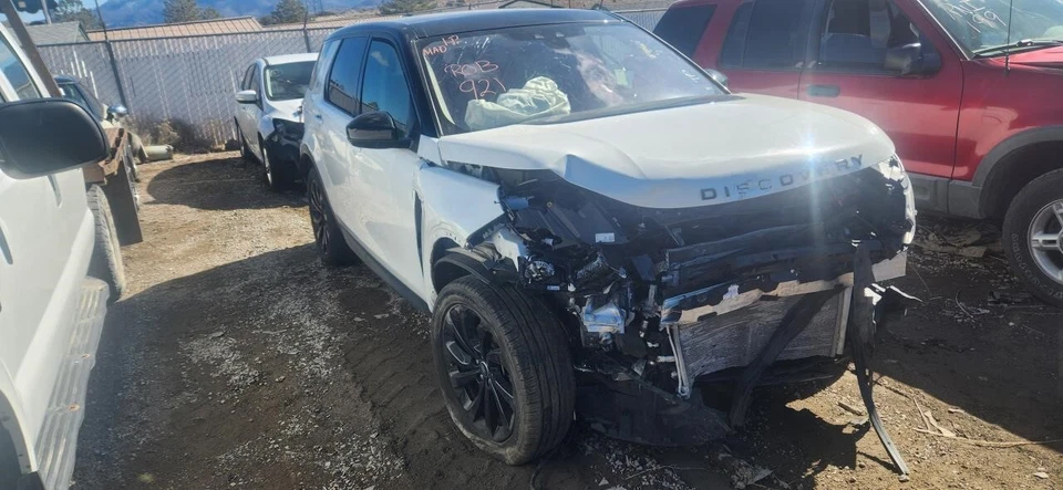 Used Fuel Injection Air Flow Meter fits: 2020 Land rover Discovery sport 2.0L ga - Image 3 of 4