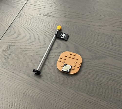 LEGO Super Mario Adventures Luigi’s Starter Course 71387 | Goal Pole ONLY - Picture 10 of 10