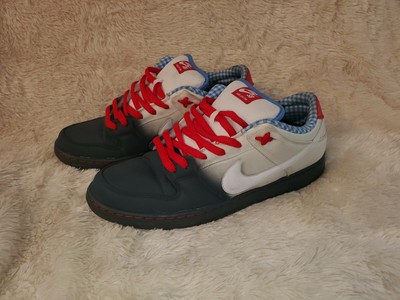 nike sb dunk dorothy