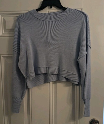 NWT Pink Rose Sweater Crop Boxy Sky Blue Long Sleeves Size M - Picture 5 of 9