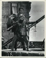 Press Photo Vittorio Gassman & Mickey Rooney in "The Devil in Love" Movie