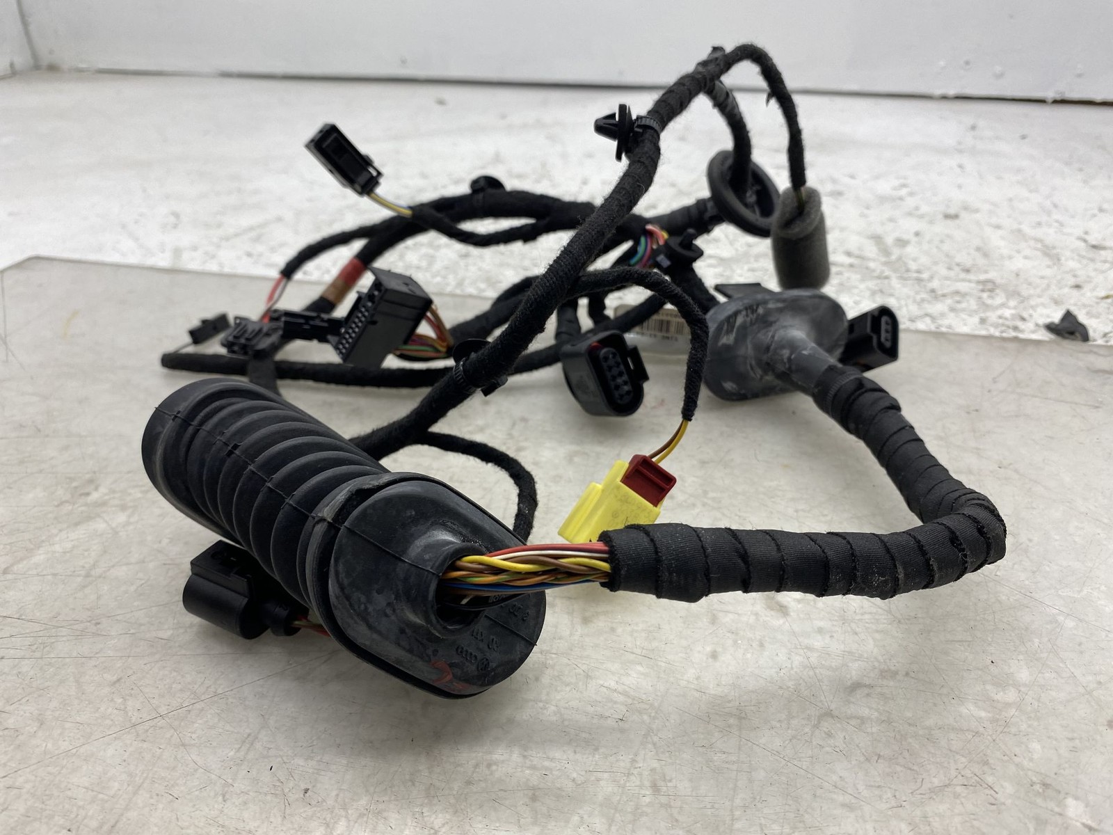 2013-2019 BENTLEY FLYING SPUR OEM FRONT RIGHT DOOR WIRING HARNESS 4W1971121C