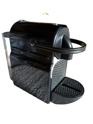Nespresso Pixie Type C60 Espresso Coffee Capsule Pod Machine Maker 