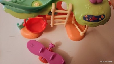 LPS Littlest Pet Shop Display & Play Pet Playground Set w/ Accessories no pets