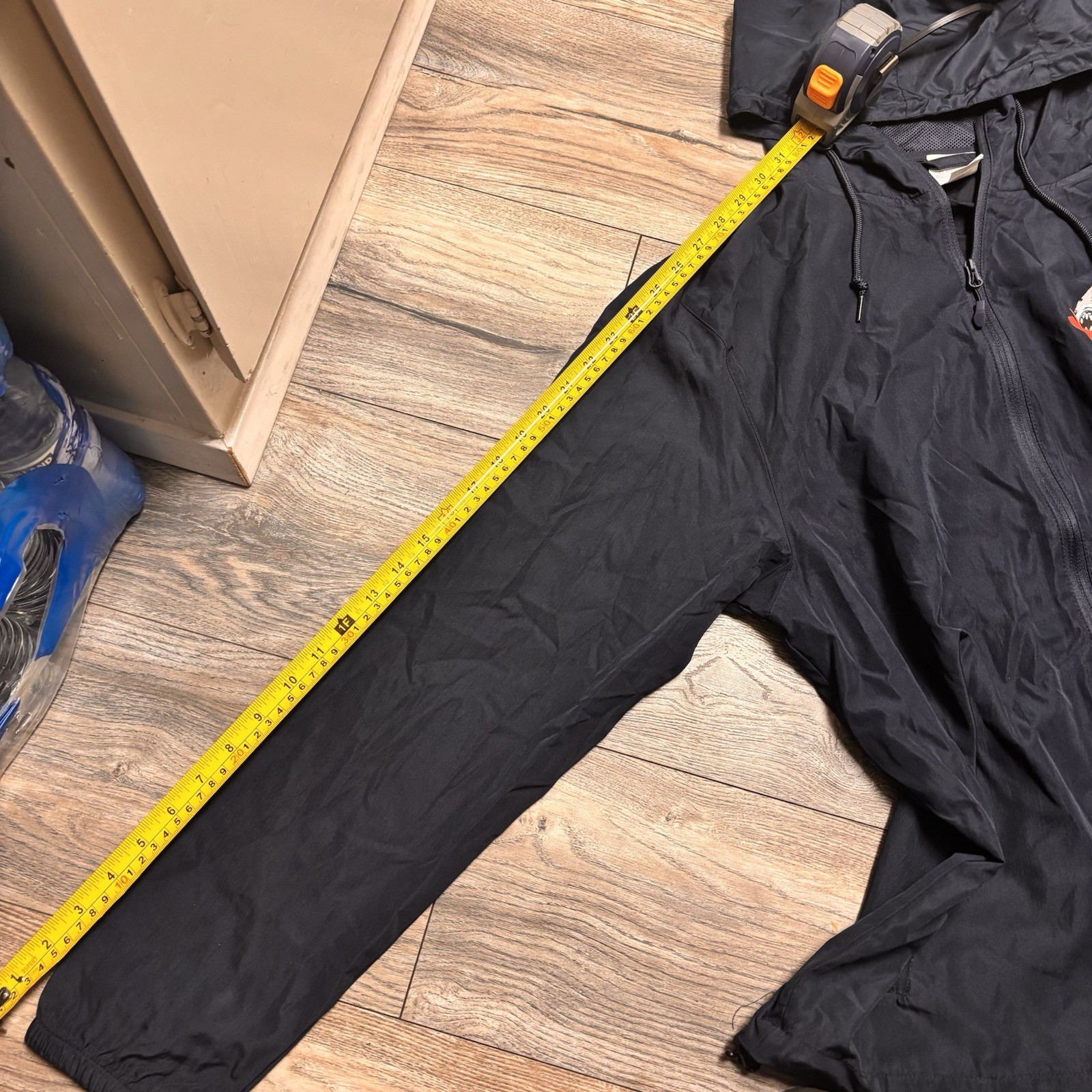 Universal Studios Hollywood Jaws Windbreaker Jack… - image 10