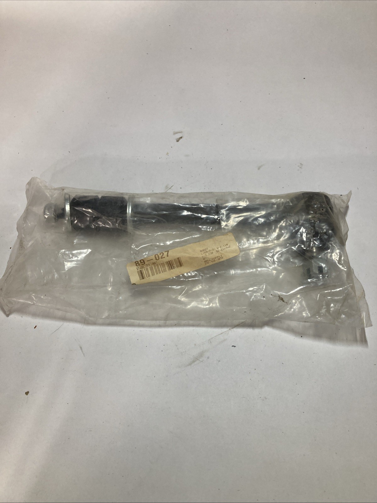 Stabilizer link 89-027 for 1989-03 Chevrolet and Workhorse Chassis image 1
