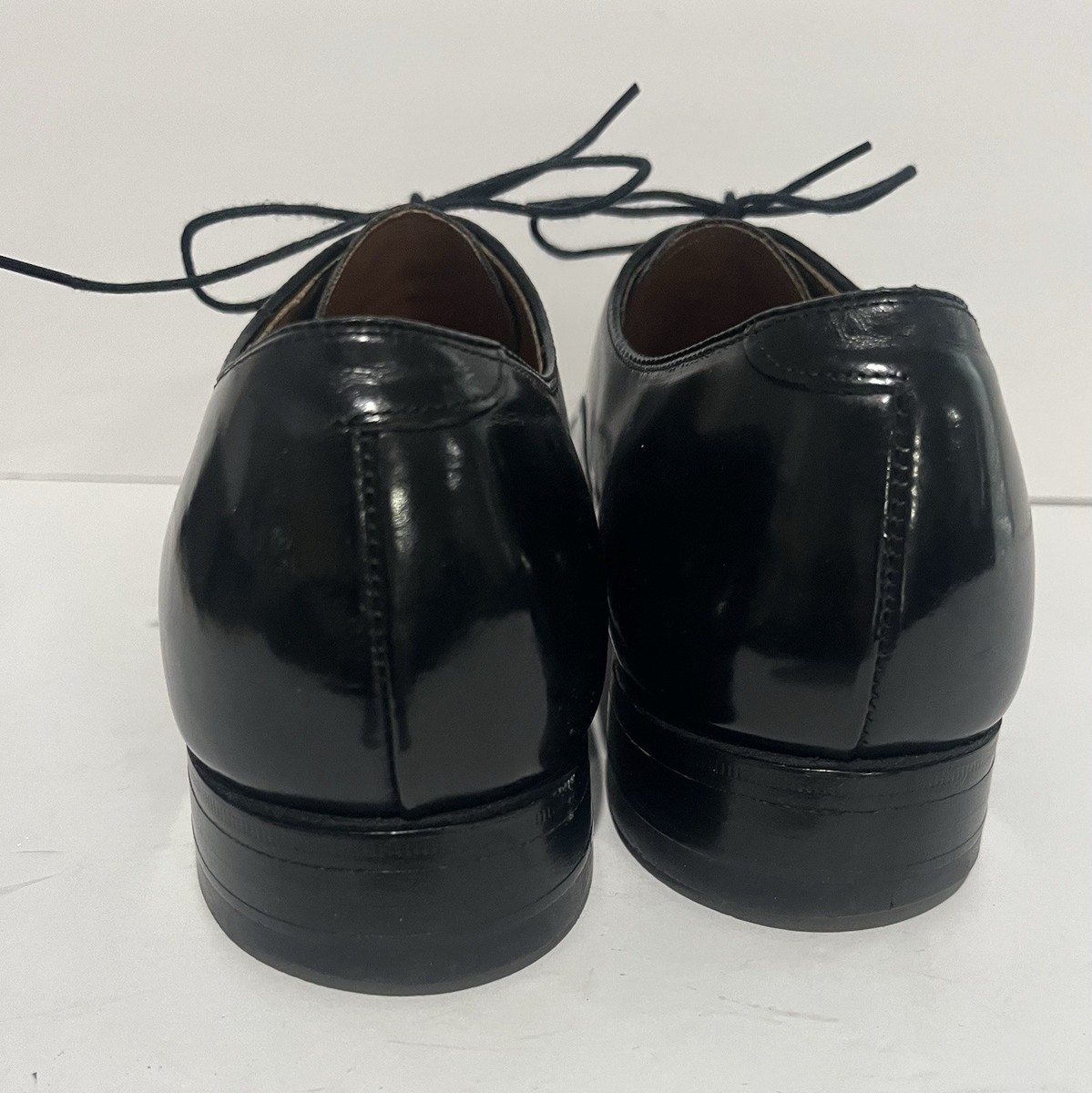 靴 Johnston & Murphy OPTIMA Cap Toe Shoes Johnston & Murphy Optima Black Leather Cap Toe Oxford Shoes
