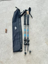 Set of Cascade Mountain tech CMT Carbon Trekking Poles 100-135CM Black/Blue 37