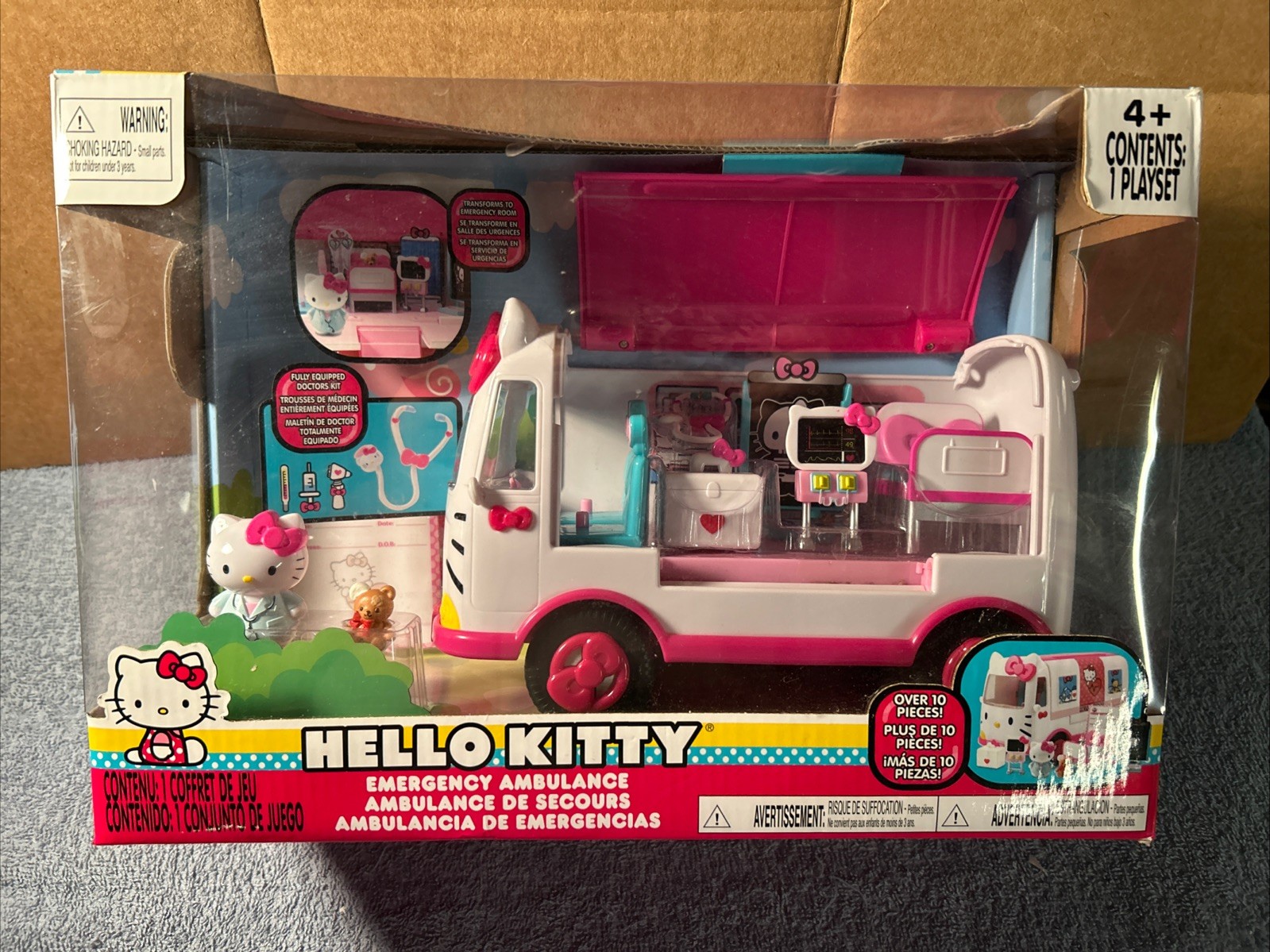 Hello Kitty Emergency Ambulance Rare Jada 2014  Transport To