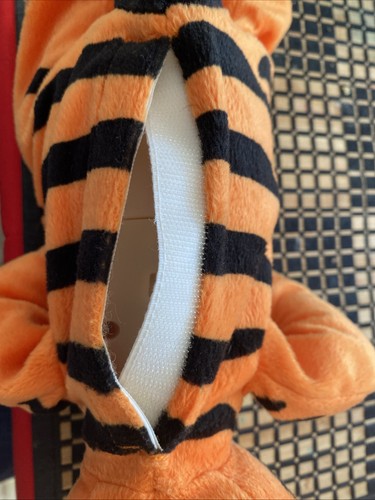 Disney Talking Bouncing Tigger Toy Jumping Plush Mattel 1998 12" Does Not Bounce - Picture 8 of 14