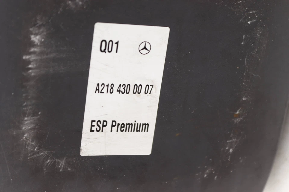 Mercedes-Benz E63 AMG 2012-2013 5,5 L - BOMBA ABS / unidad de módulo 2184312612 Foto 4 de 4