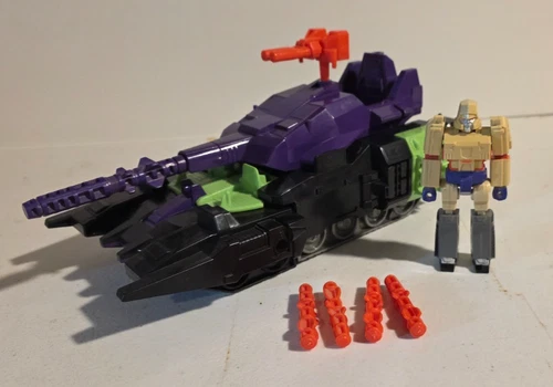 Action Masters Megatron 100% Complete Vintage 1990 G1 Transformers Action Figure