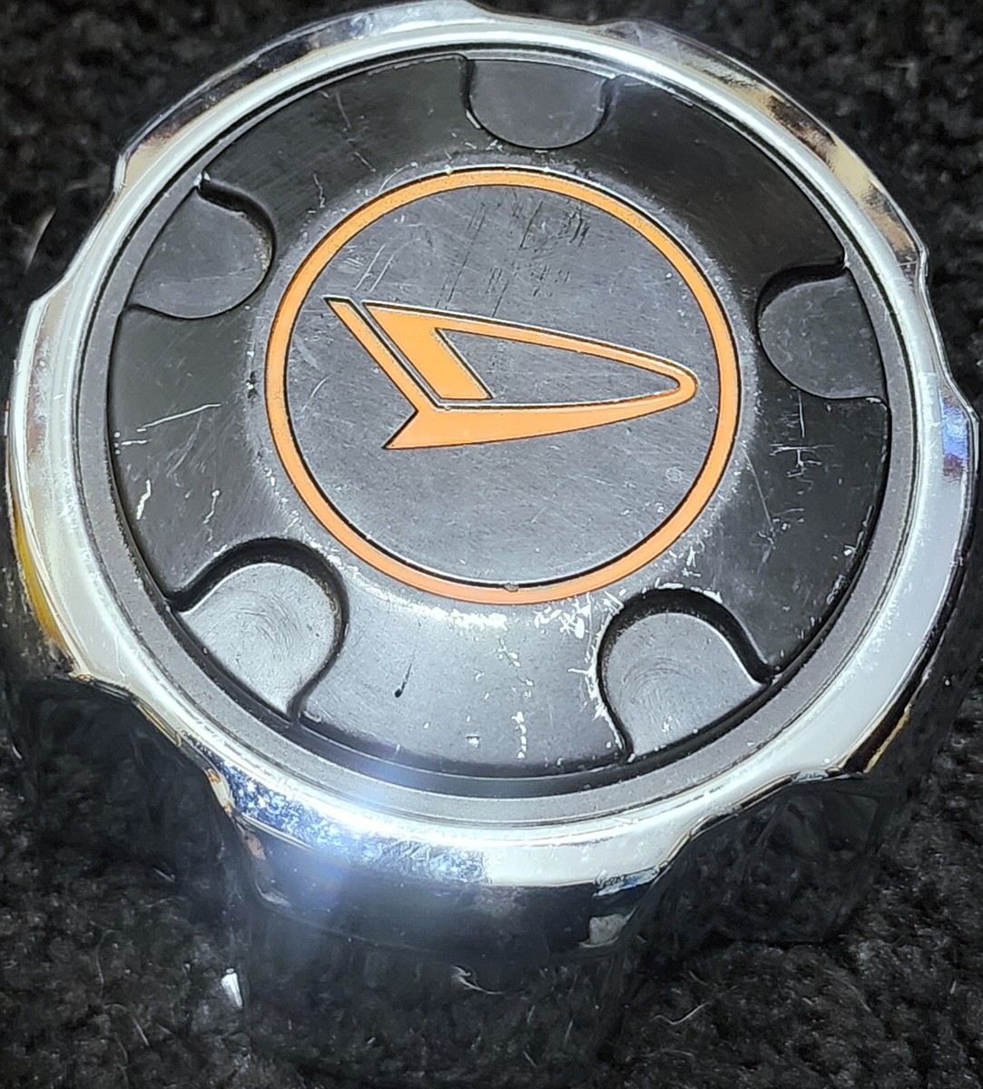 Rena 1) OEM 1990-1992 Daihatsu Rocky 4x4 CHROME Rear Center Cap