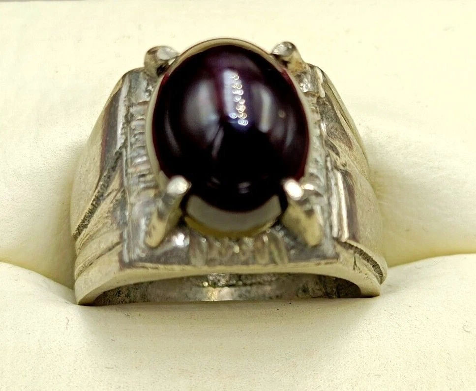 Star stone shop ring