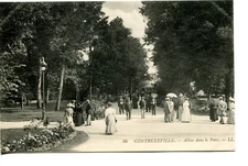 Contrexeville - Allée dans le parc