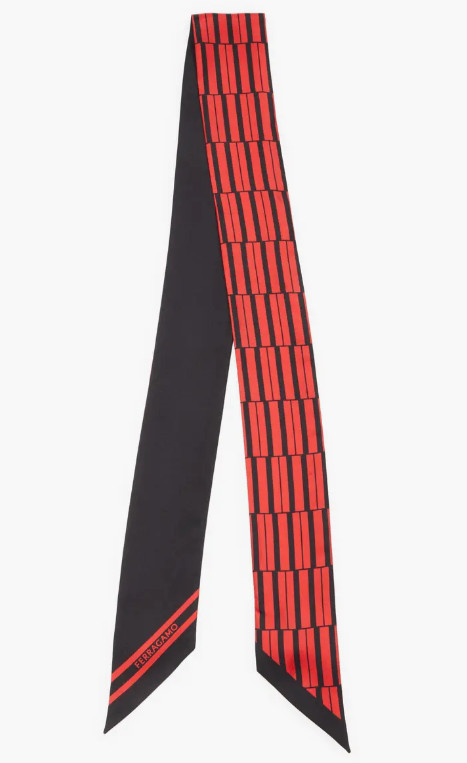 НОВЫЙ шелковый шарф С бирками FERRAGAMO Piano Print красногочерного цвета 31890₽