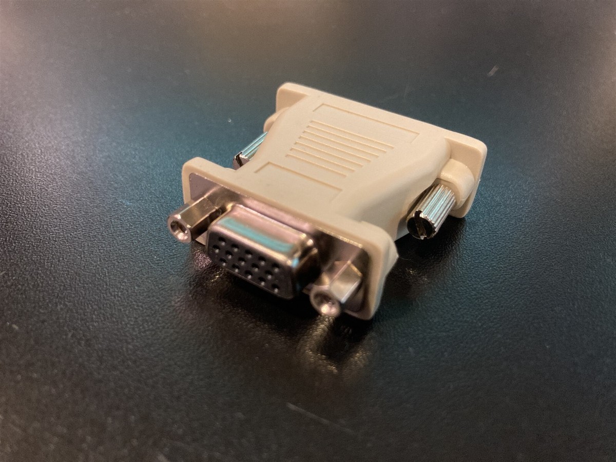 Universal Mac Video Adapter HD15 to DB15 VGA Monitor Vintage Apple