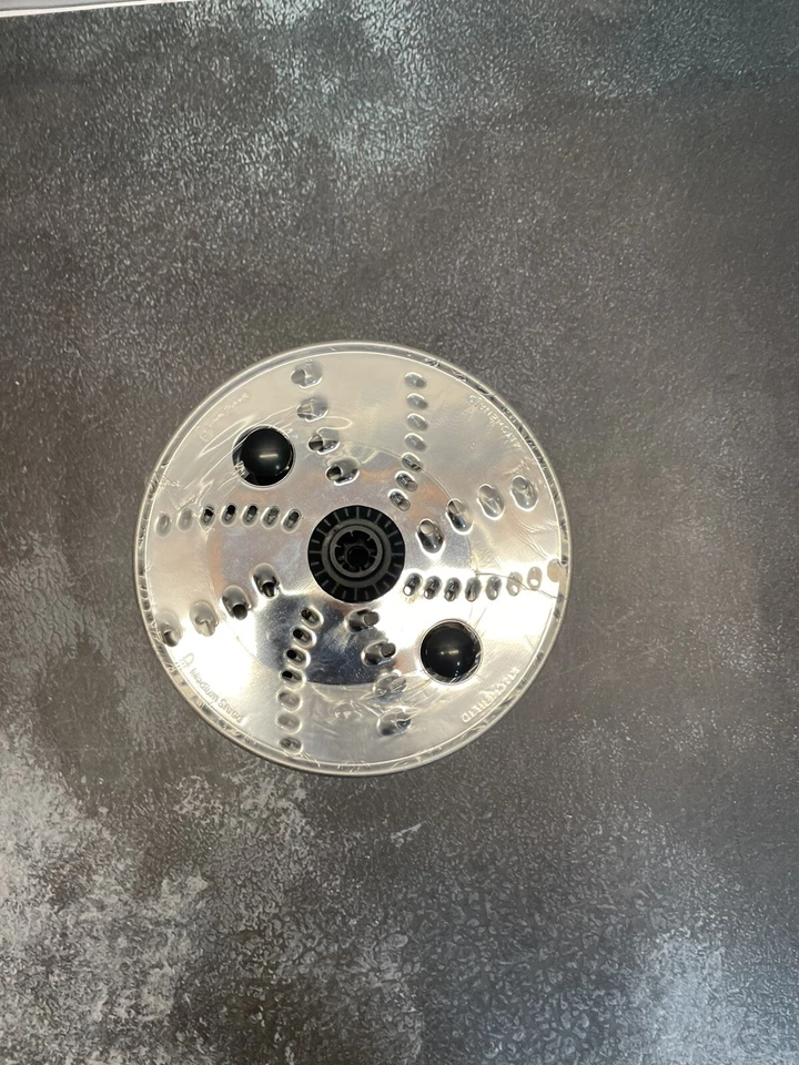 Kitchen Aid food Processor Parts Shredder Slicer And Blade Accessory Set - Image 3 of 4