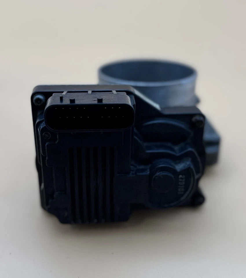 Buick Lacrosse Lucerne Grand Prix 3.8L Throttle Body Assembly 2005-2009 12576729 - Image 3 of 4