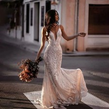 Wedding Dress Appliques Lace V Neck Wedding Gown Mermaid Sexy BridalDress Custom