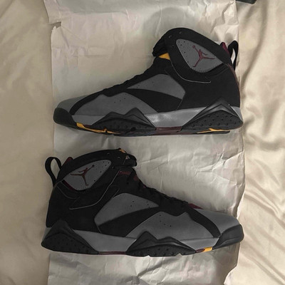 Jordan Air Jordan 7 Retro Bordeaux 2011 304775-003 Nubuck High Top Black Gray