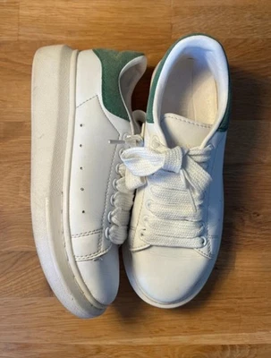 Sneakers Alexander McQueen blanche et verte Taille 36 basket Oversize - Photo 1/4