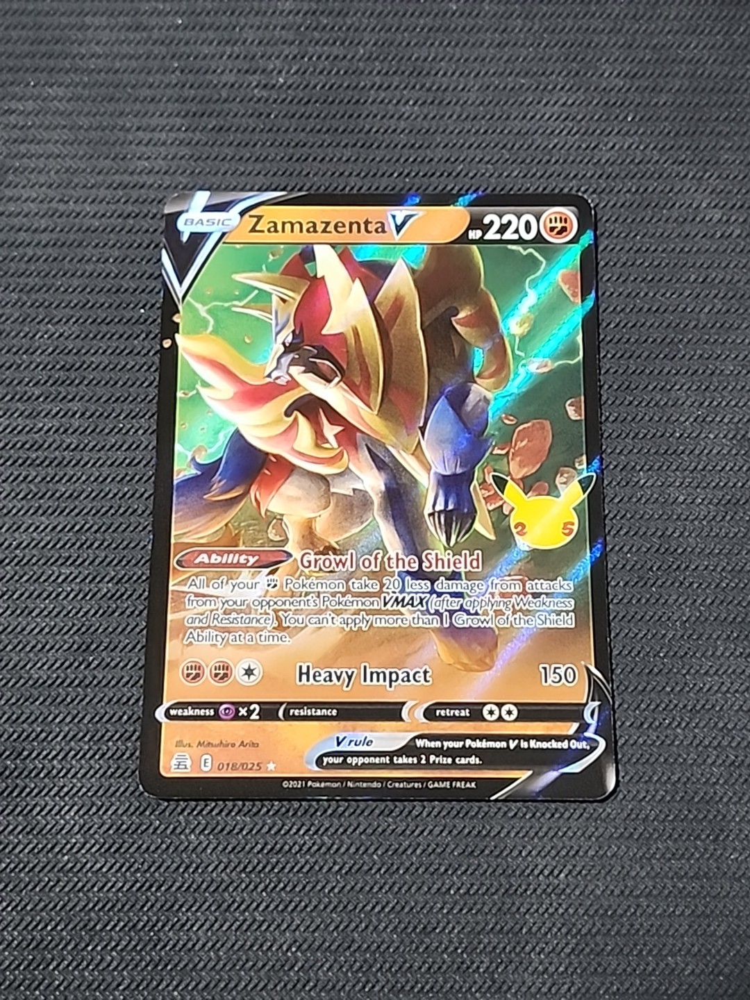 Pokemon Celebrations "Zamazenta V" 18/25 / Ultra Rare / Near Mint