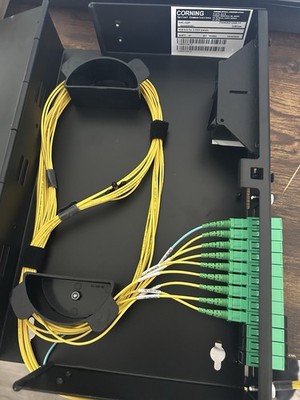 Closet Connector Housing (CCH) Splitter Module Long Pigtail Dual 1x8 SC APCFiber