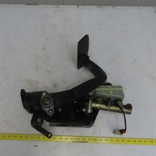 Yale Brake Master Cylinder Assembly From a GLC060TGNUAE084