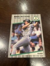 1989 Fleer - Mark McGwire #17