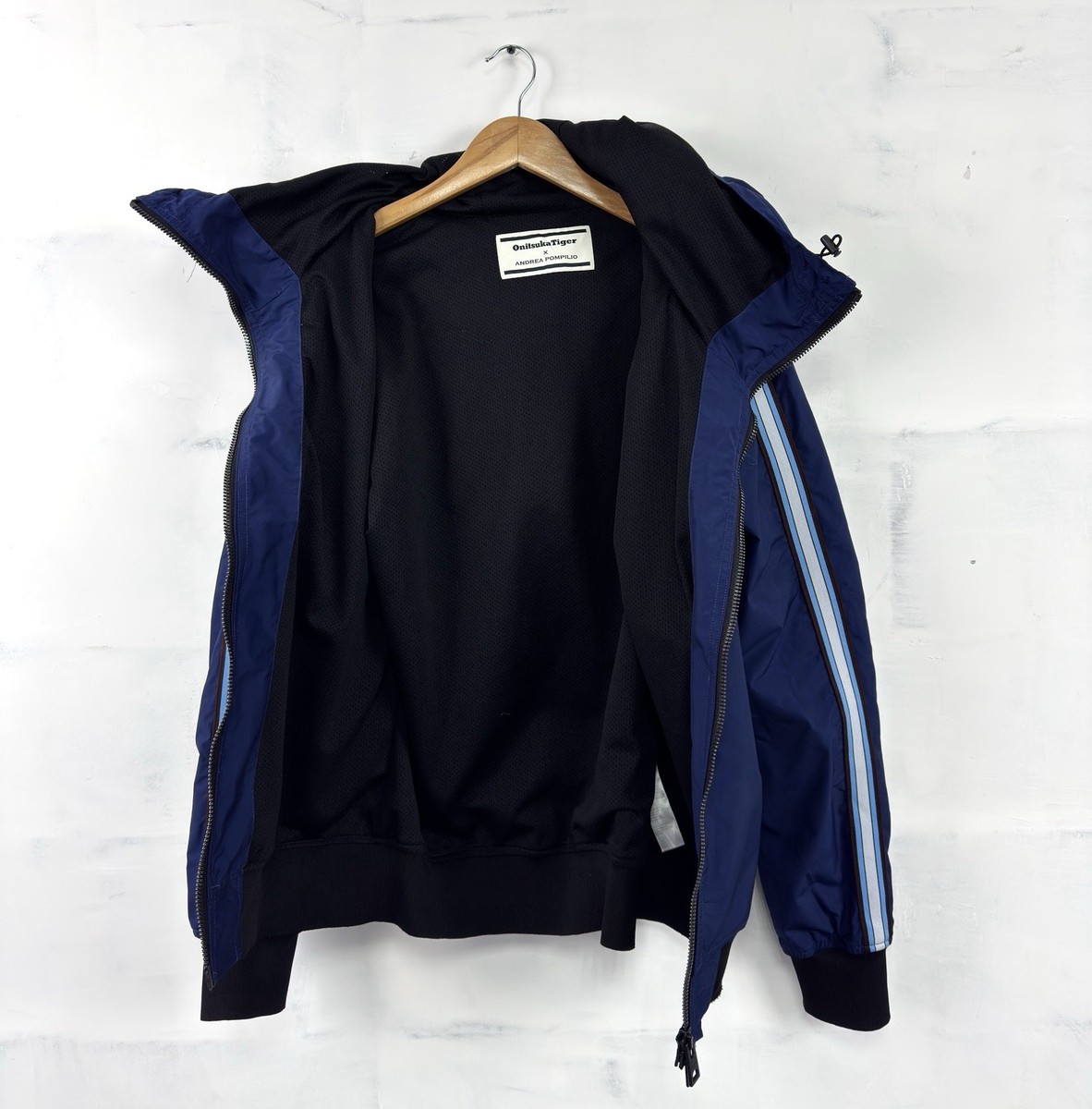 Onitsuka Tiger ×Andrea Pompilio ブルゾン Onitsuka Tiger x Andrea Pompilio Track Suit Hooded Navy Japan