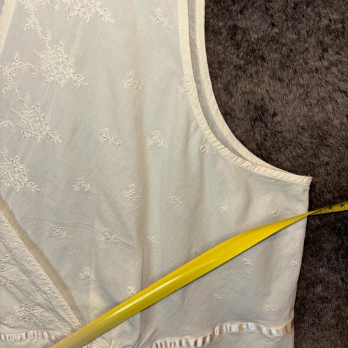 J. Jill Ivory Embroidered Sequin Sleeveless Blouse Women's Size 3X - Picture 9 of 17