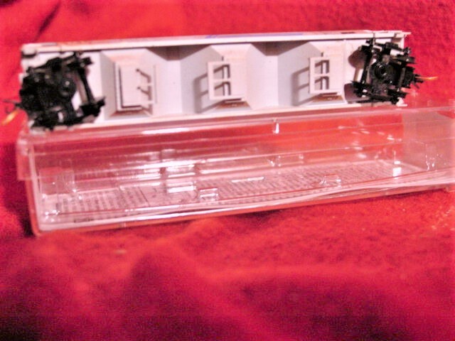 MTL 093 52 090 WEATHERED ACFX 3-bay Covered Hopper #27831 'NEW' N-SCALE ...