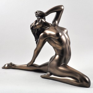 Erotic Nude Sculpture 91