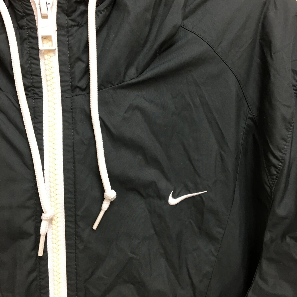 Jaqueta Nike Athletic Dept grande feminina cinza zíper completo com capuz Swoosh corta-vento G - Imagem 3 de 4