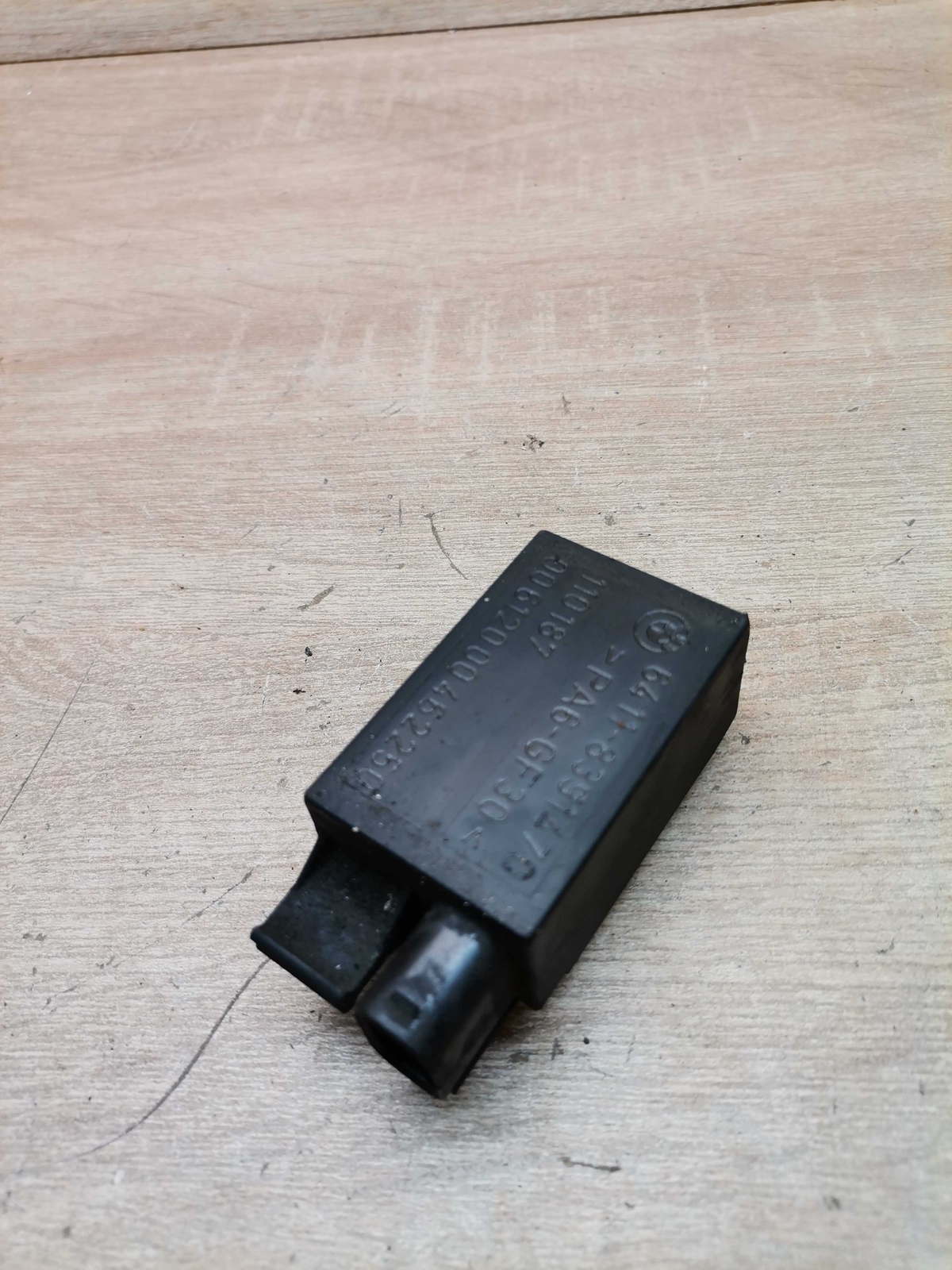 8391470 BMW E53 X5 110 187 Relay Control Module Unit control  