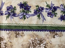Quilting Sewing Fabric Material 1 Yard 27 Inch Vintage Violets Purple Multi T3