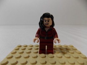 LEGO Talia Al Ghul Minifigure 76056 Batman 2 DC Comics Super Heroes NEW RARE