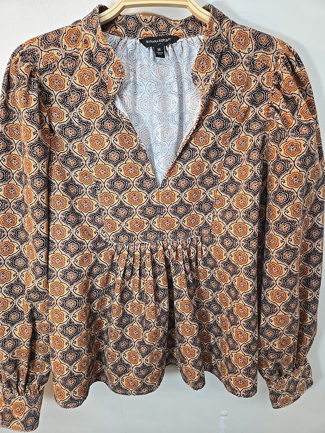 Banana Republic Women's Size M Corduroy Top Blouse Long Sleeve Brown