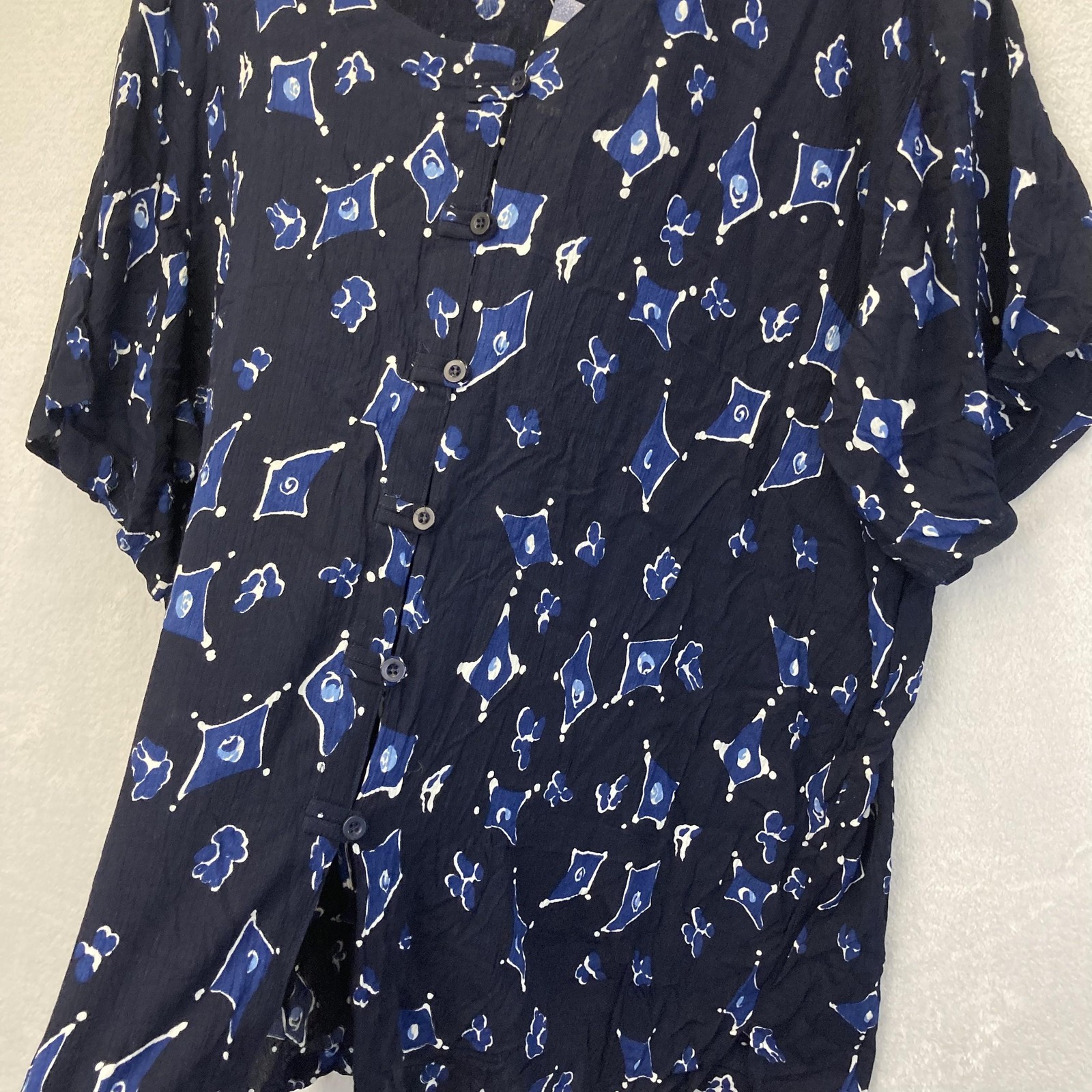 NWT Sostanza Button Up Blouse Top Womens Size 24W Navy Blue Lightweight Shirt