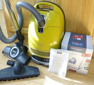 Miele Complete C3 Calima Canister Vacuum Cleaner Curry Yellow + Bags and Filters