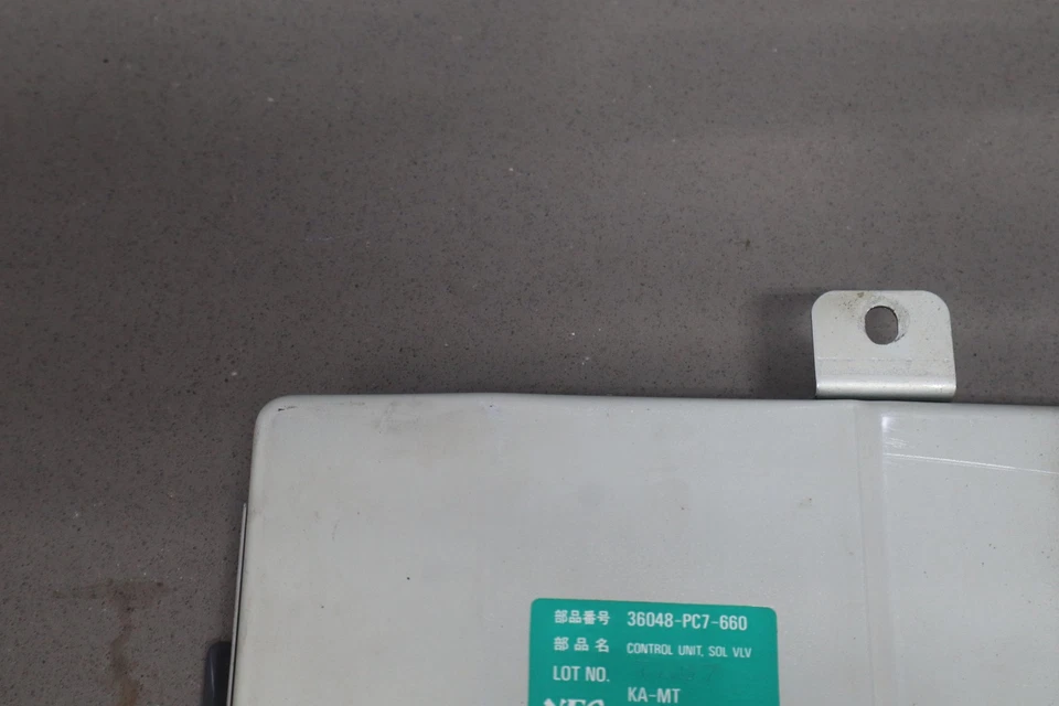 Módulo de control de válvula solenoide Honda Prelude 1985 OEM Foto 4 de 4