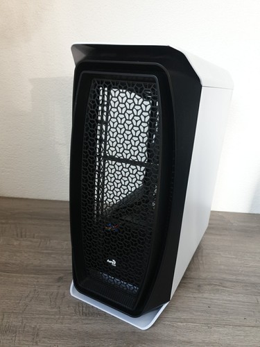 AeroCool PC Gehäuse # 283