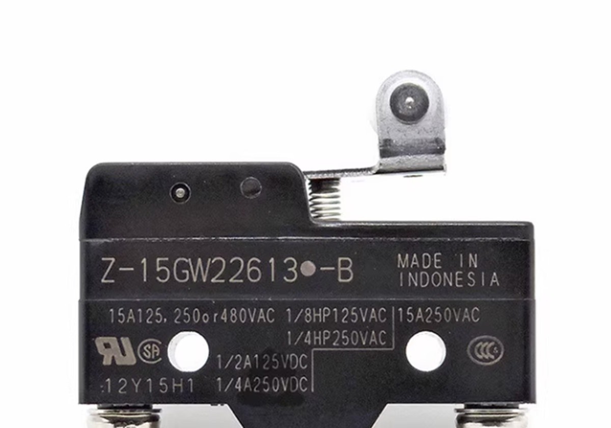 10PCS/New Z-15GW22613-B Micro Switch *cm