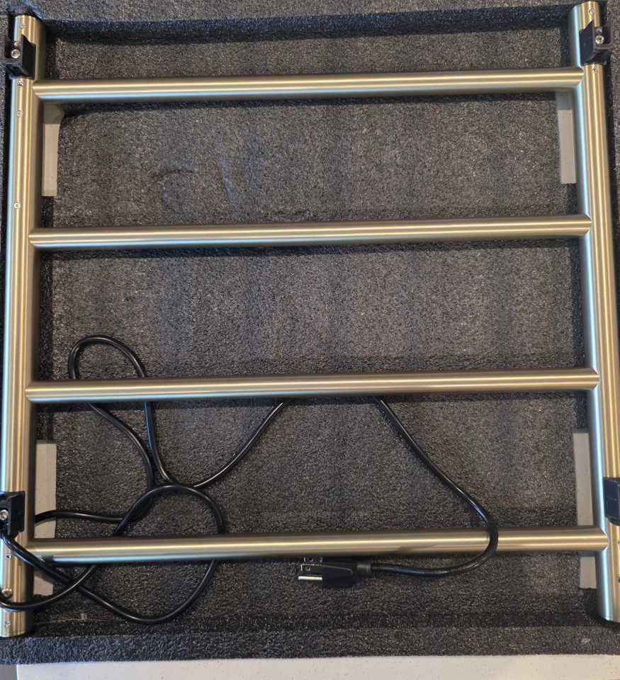 Calentador de toallas eléctrico de 4 barras montado en la pared con control de temperatura temporizador Foto 3 de 4