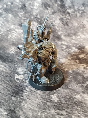 Warhammer 40k Ork Painboy Painted TJOA1 - Picture 4 of 4