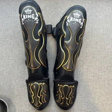 Top King Shin Guards Black And Gold Flame Design Size L