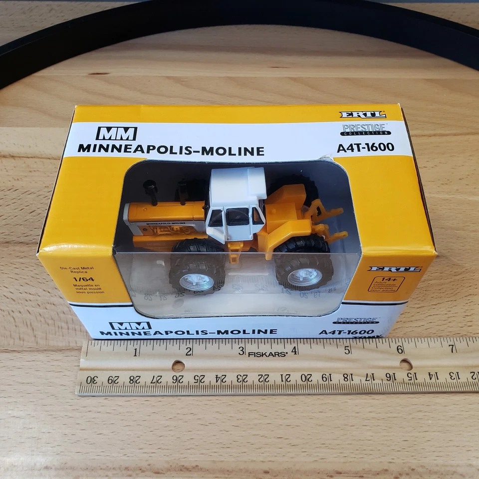 Ertl Minneapolis-Moline A4T-1600 4WD Tractor Prestige Collection Diecast 1:64 - Image 3 of 4