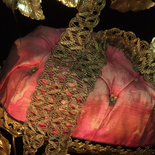 Antique Heavy Gold Bronze Metal Trim Brocade Braid Lace Early 1900´s 1" wide vtg - Picture 7 of 7